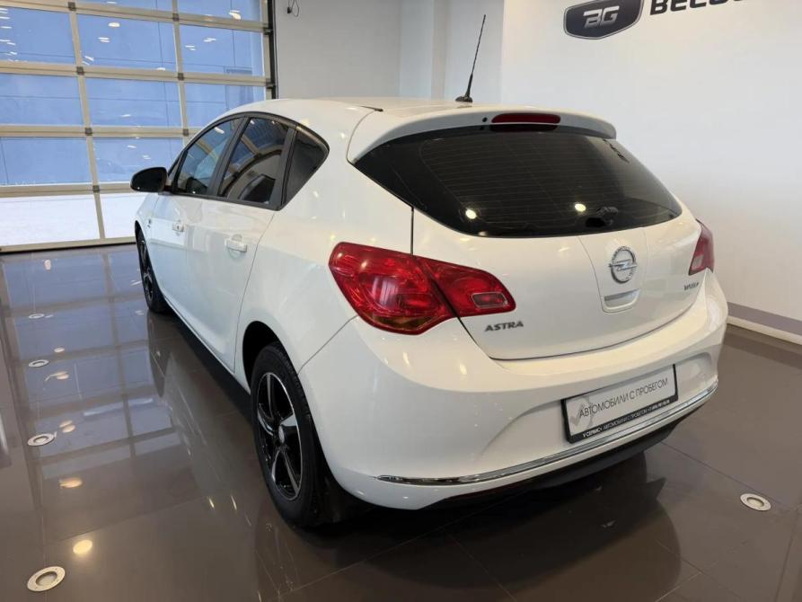 Opel Astra J Рестайлинг Подольск  - изображение 2