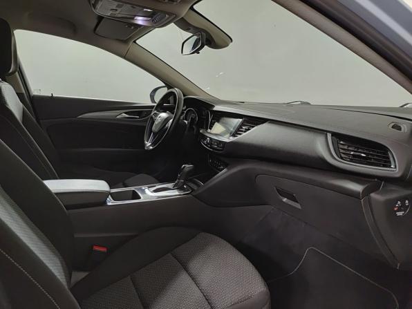 Opel Insignia II с пробегом 2018 года, цена 1 490 000 рублей, 141900 км, универсал, Автокод Объявления