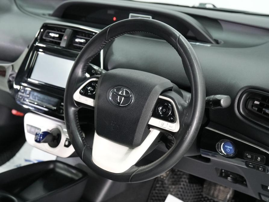 Toyota Prius IV (XW50) Новосибирск  - изображение 19