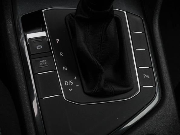 Volkswagen Tiguan II с пробегом 2019 года, цена 2 250 000 рублей, 75637 км, внедорожник, Автокод Объявления