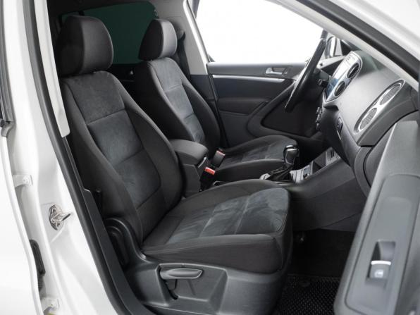 Volkswagen Tiguan I Рестайлинг с пробегом 2012 года, цена 1 679 000 рублей, 137875 км, внедорожник, Автокод Объявления