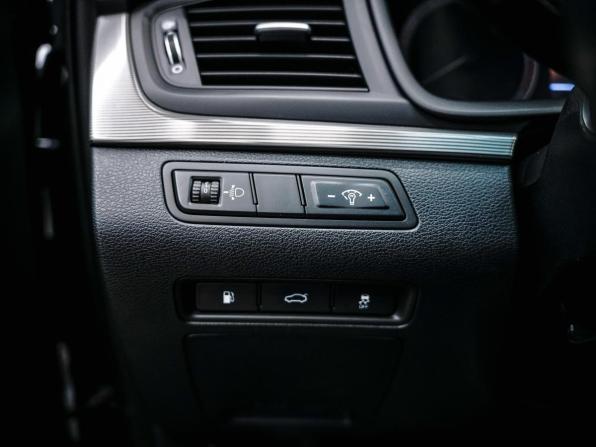 Hyundai Sonata VII (LF) Рестайлинг с пробегом 2018 года, цена 1 550 000 рублей, 76603 км, седан, Автокод Объявления