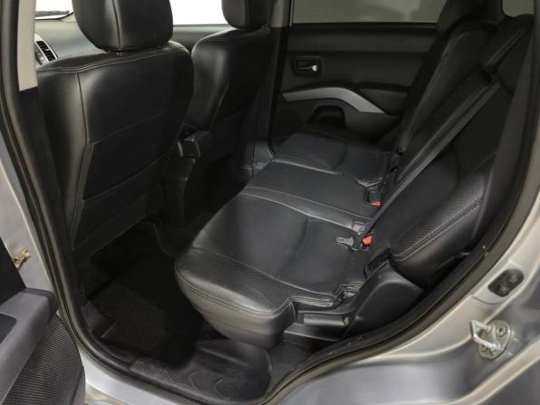 Mitsubishi Outlander II с пробегом 2008 года, цена 933 000 рублей, 245496 км, внедорожник, Автокод Объявления