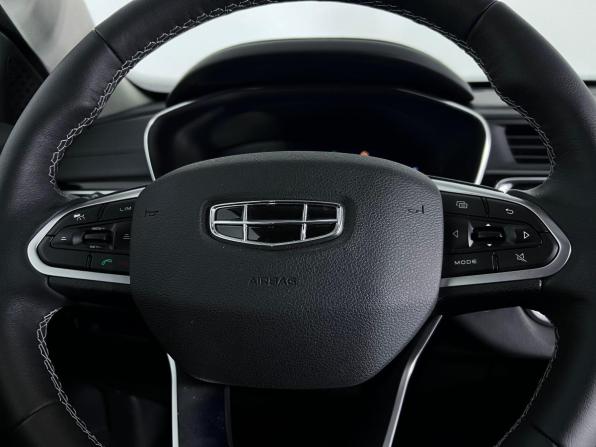 Geely Atlas Pro с пробегом 2022 года, цена 1 660 000 рублей, 64683 км, внедорожник, Автокод Объявления