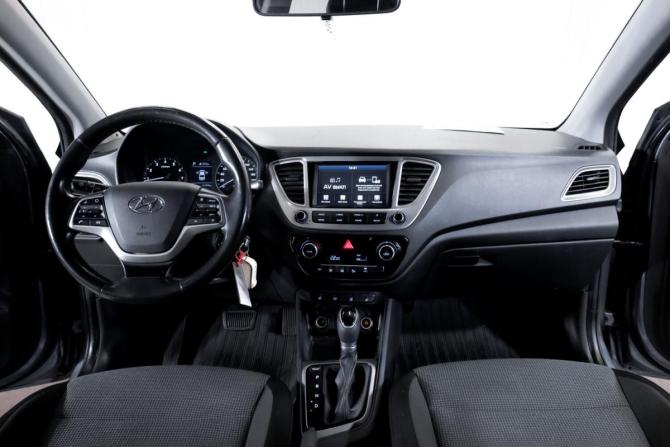 Hyundai Solaris II с пробегом 2019 года, цена 1 399 000 рублей, 111907 км, седан, Автокод Объявления