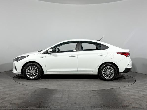 Hyundai Solaris II Рестайлинг с пробегом 2020 года, цена 1 629 000 рублей, 44194 км, седан, Автокод Объявления