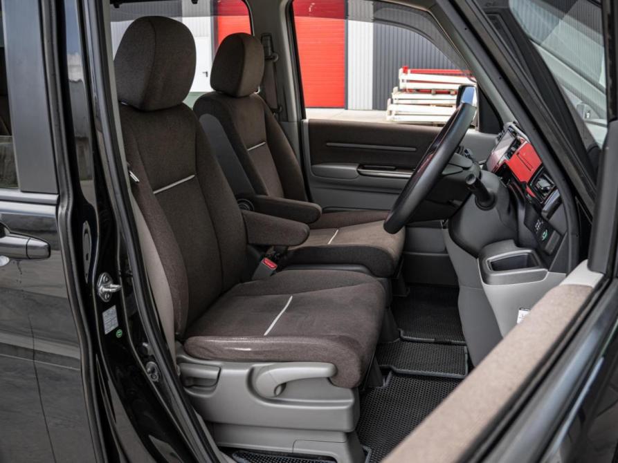 Honda Stepwgn V Краснодар  - изображение 11