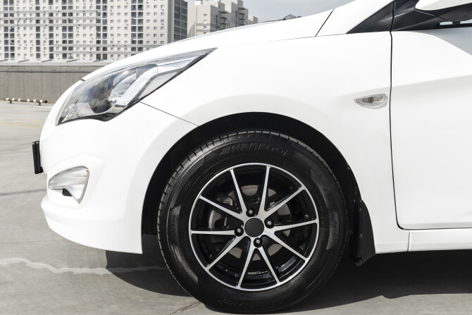 Hyundai Solaris I Рестайлинг с пробегом 2016 года, цена 1 099 000 рублей, 112000 км, седан, Автокод Объявления
