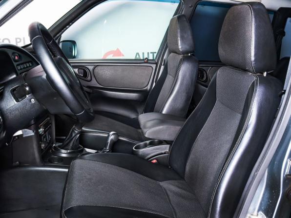 Chevrolet Niva I Рестайлинг с пробегом 2011 года, цена 550 000 рублей, 221400 км, внедорожник, Автокод Объявления