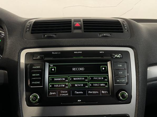 Skoda Octavia II (A5) Рестайлинг с пробегом 2012 года, цена 780 000 рублей, 221098 км, лифтбек, Автокод Объявления