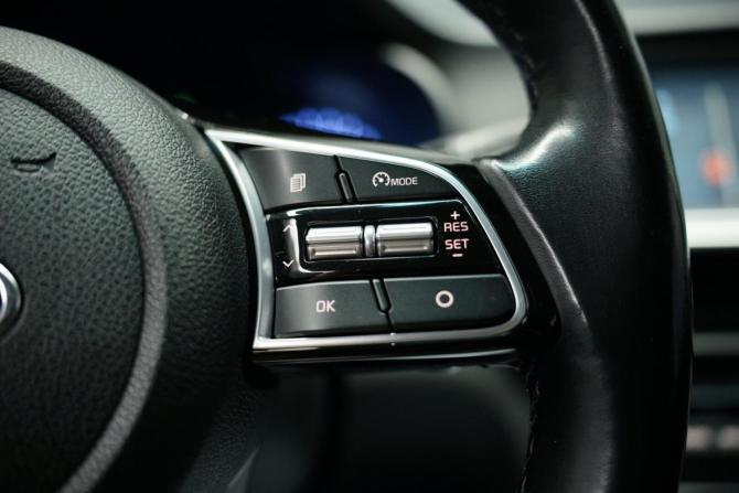 Kia Optima IV Рестайлинг с пробегом 2018 года, цена 1 999 000 рублей, 114000 км, седан, Автокод Объявления