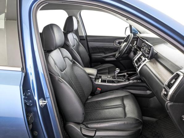 Kia Sorento IV с пробегом 2022 года, цена 3 795 000 рублей, 93150 км, внедорожник, Автокод Объявления