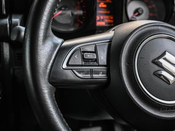 Suzuki Jimny IV с пробегом 2020 года, цена 2 149 000 рублей, 79818 км, внедорожник, Автокод Объявления