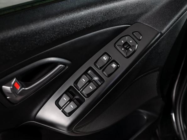 Hyundai ix35 I Рестайлинг с пробегом 2014 года, цена 1 450 000 рублей, 163658 км, внедорожник, Автокод Объявления