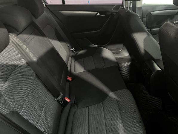 Volkswagen Passat B7 с пробегом 2011 года, цена 975 000 рублей, 213221 км, седан, Автокод Объявления