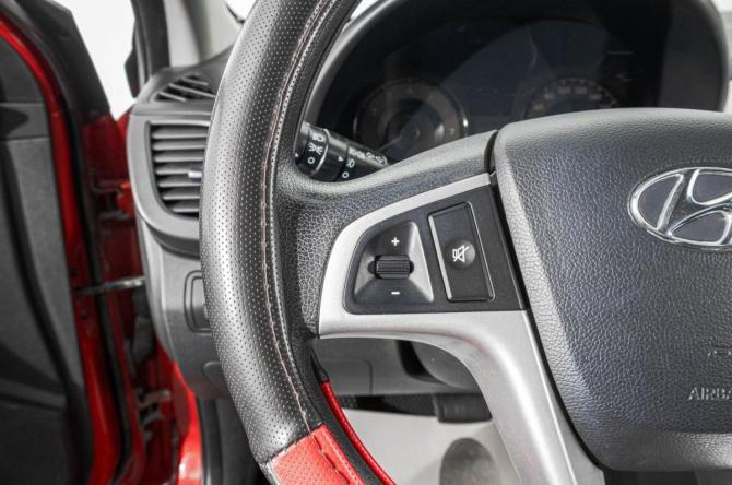 Hyundai Solaris I с пробегом 2011 года, цена 899 000 рублей, 118600 км, седан, Автокод Объявления