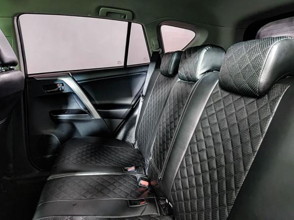 Toyota RAV4 IV (XA40) Рестайлинг с пробегом 2017 года, цена 2 090 000 рублей, 143599 км, внедорожник, Автокод Объявления