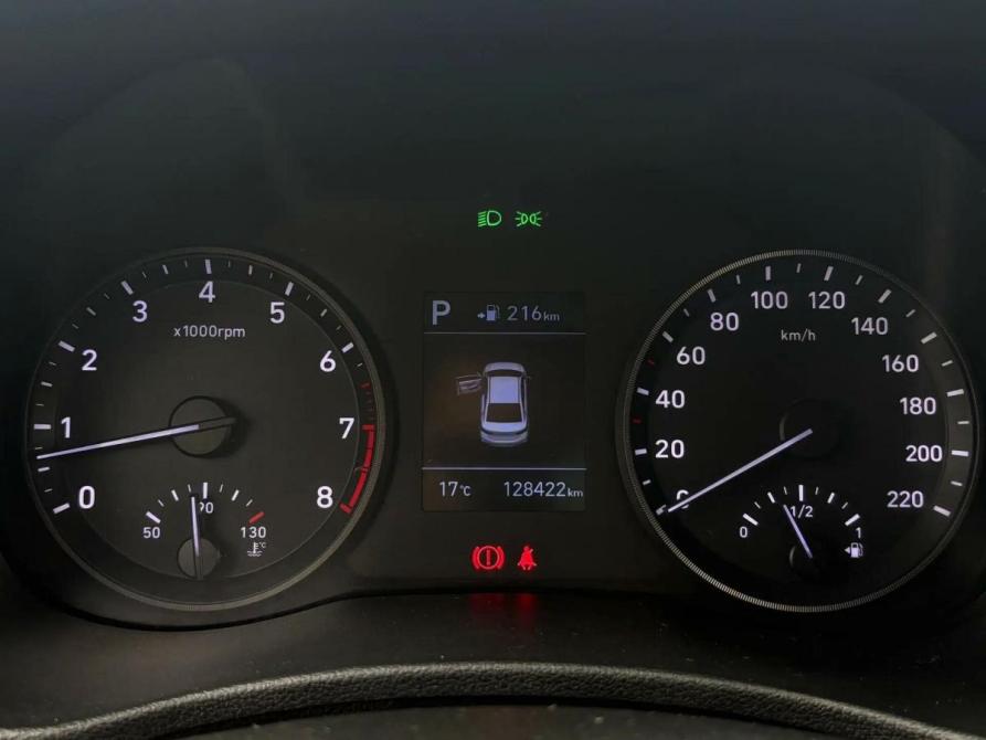 Hyundai Solaris II Крым  - изображение 12