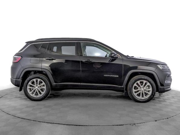 Jeep Compass II Рестайлинг с пробегом 2021 года, цена 2 320 000 рублей, 63310 км, внедорожник, Автокод Объявления