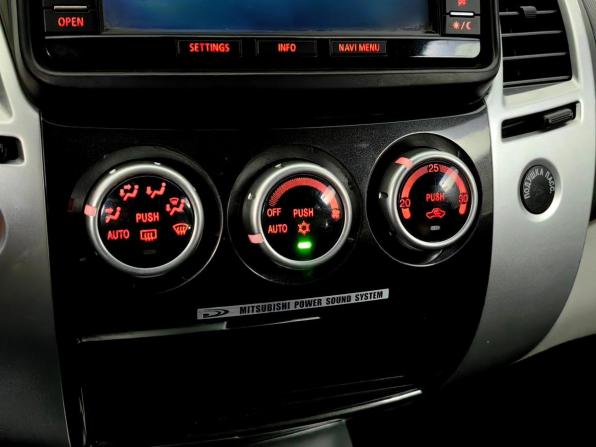 Mitsubishi Pajero Sport II Рестайлинг с пробегом 2013 года, цена 1 349 000 рублей, 231380 км, внедорожник, Автокод Объявления