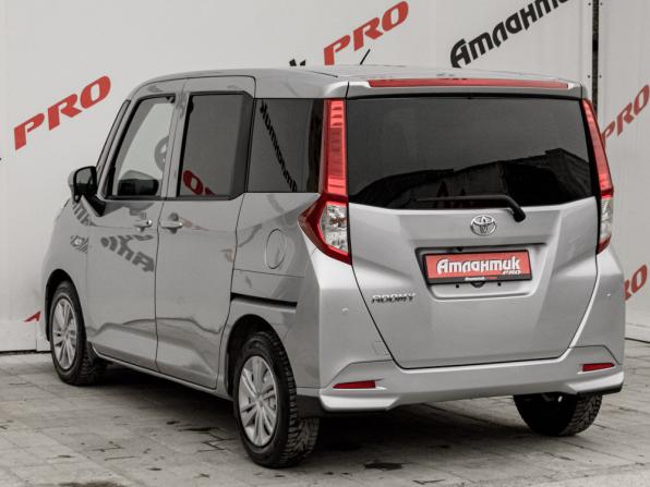 Toyota Roomy I Рестайлинг с пробегом 2021 года, цена 1 060 000 рублей, 105428 км, минивэн, Автокод Объявления