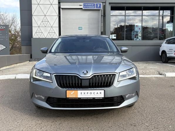 Skoda Superb III с пробегом 2018 года, цена 1 550 000 рублей, 241422 км, лифтбек, Автокод Объявления
