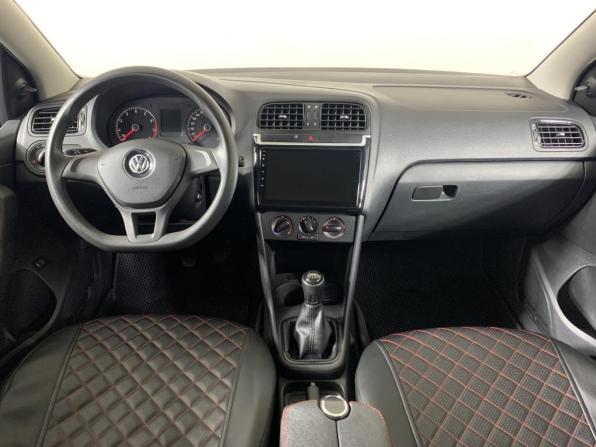 Volkswagen Polo V Рестайлинг с пробегом 2019 года, цена 998 000 рублей, 199000 км, седан, Автокод Объявления