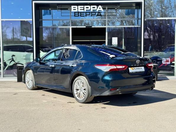 Toyota Camry VIII (XV70) с пробегом 2019 года, цена 2 620 000 рублей, 140045 км, седан, Автокод Объявления