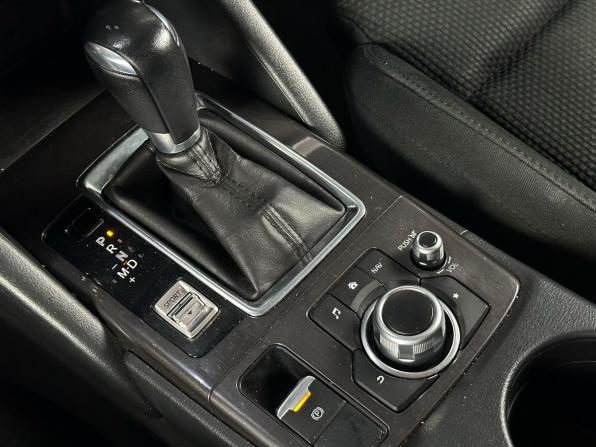Mazda CX-5 I Рестайлинг с пробегом 2017 года, цена 1 800 000 рублей, 198680 км, внедорожник, Автокод Объявления