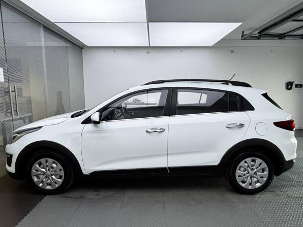 Kia Rio IV с пробегом 2018 года, цена 1 399 000 рублей, 101039 км, хэтчбек, Автокод Объявления