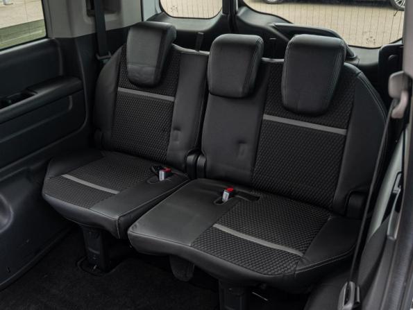 Honda Stepwgn V с пробегом 2015 года, цена 2 170 000 рублей, 114052 км, минивэн, Автокод Объявления
