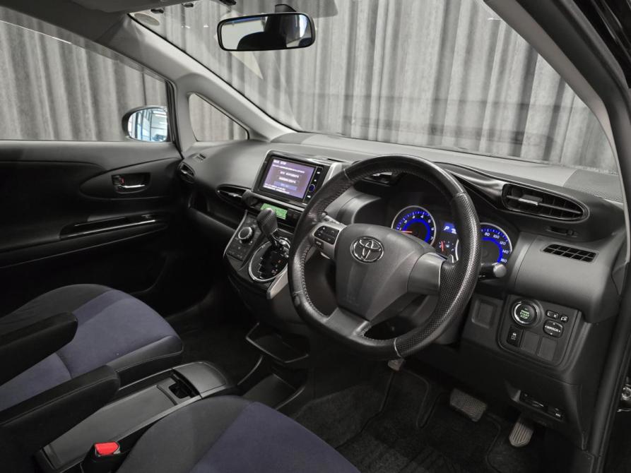 Toyota Wish II Рестайлинг Красноярск  - изображение 11