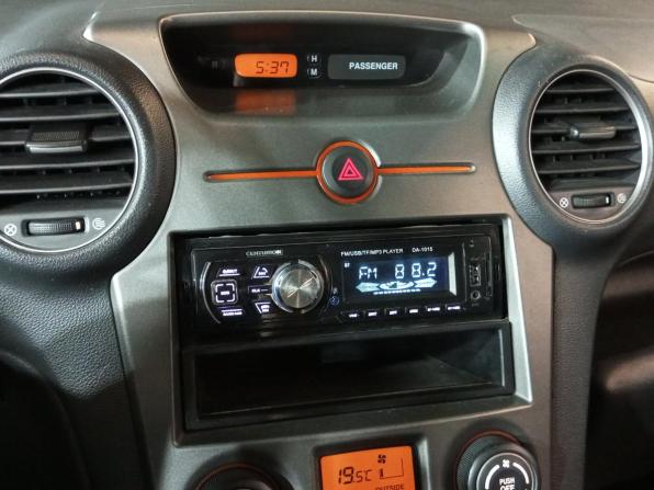 Kia Carens II (UN) с пробегом 2007 года, цена 480 000 рублей, 371399 км, минивэн, Автокод Объявления