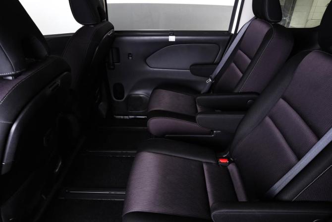 Nissan Serena V (C27) с пробегом 2018 года, цена 2 249 000 рублей, 101300 км, минивэн, Автокод Объявления