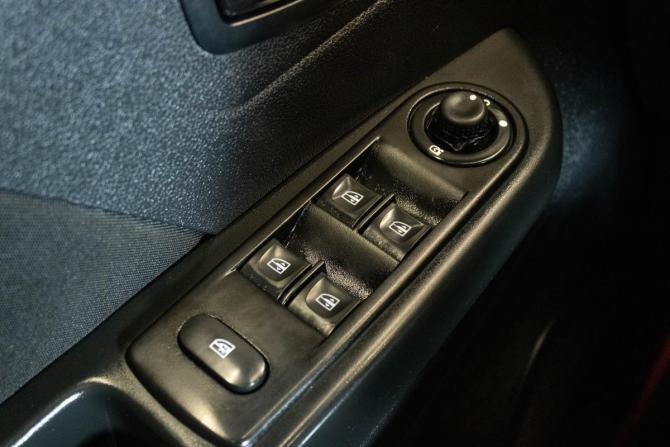 Renault Kaptur I с пробегом 2016 года, цена 1 189 000 рублей, 185444 км, внедорожник, Автокод Объявления