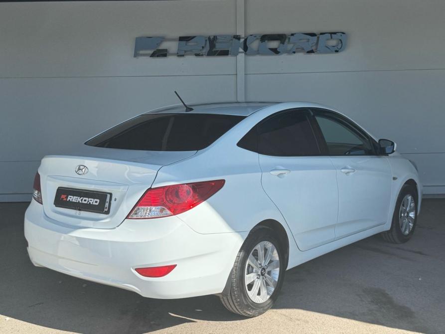 Hyundai Solaris I Уфа  - изображение 4