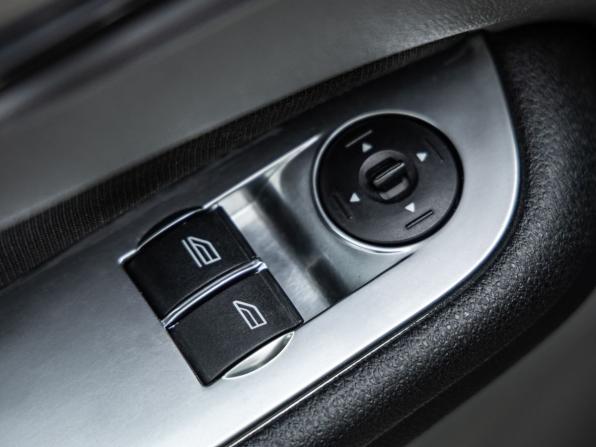 Ford Focus II Рестайлинг с пробегом 2011 года, цена 598 000 рублей, 244886 км, седан, Автокод Объявления