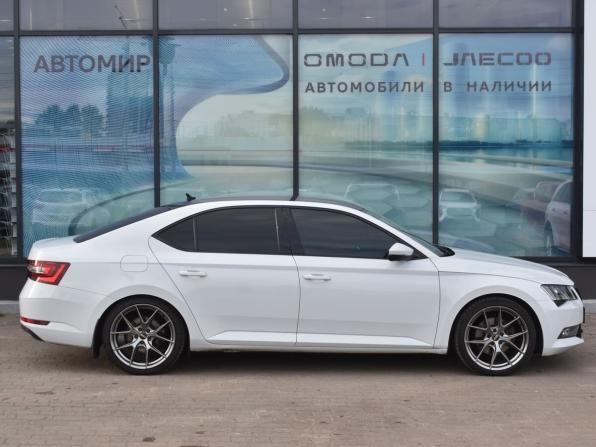 Skoda Superb III с пробегом 2018 года, цена 1 770 000 рублей, 130274 км, лифтбек, Автокод Объявления
