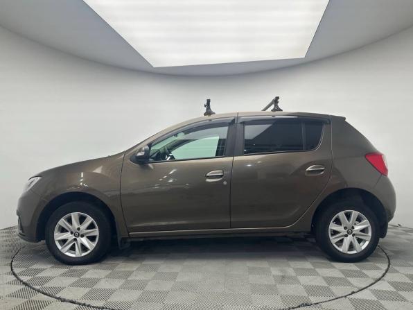 Renault Sandero II Рестайлинг с пробегом 2018 года, цена 969 000 рублей, 117285 км, хэтчбек, Автокод Объявления