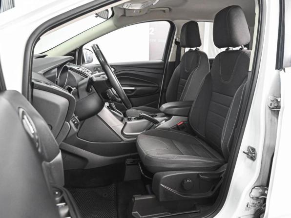 Ford Kuga II с пробегом 2016 года, цена 1 489 000 рублей, 163560 км, внедорожник, Автокод Объявления