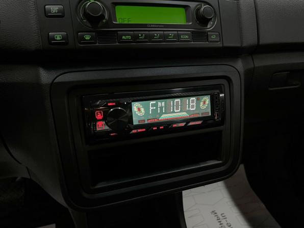 Skoda Fabia II с пробегом 2009 года, цена 640 000 рублей, 157094 км, хэтчбек, Автокод Объявления