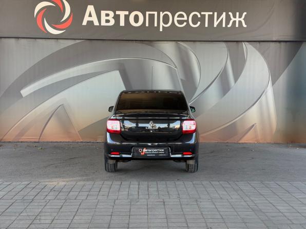 Renault Logan II с пробегом 2015 года, цена 739 000 рублей, 193593 км, седан, Автокод Объявления