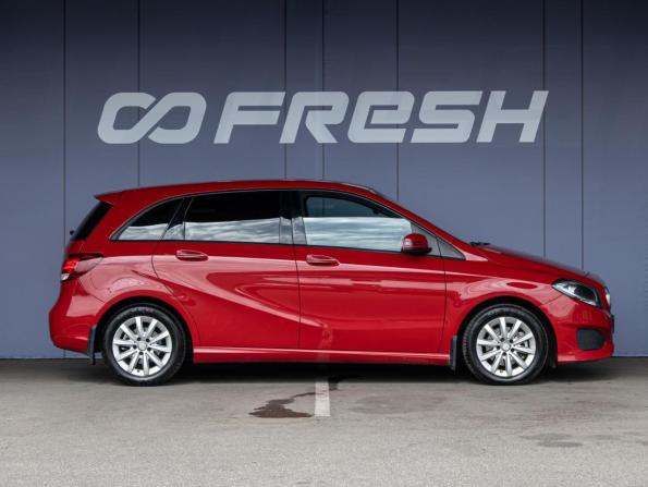 Mercedes-Benz B-Класс II (W246) Рестайлинг с пробегом 2015 года, цена 1 345 500 рублей, 86484 км, хэтчбек, Автокод Объявления