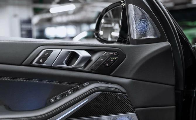 Новый BMW X7 I (G07) Рестайлинг 2025 года, цена 18 900 000 рублей, внедорожник, Автокод Объявления