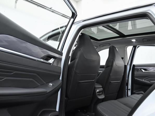 Dongfeng Mage с пробегом 2025 года, цена 2 499 000 рублей, 14 км, внедорожник, Автокод Объявления