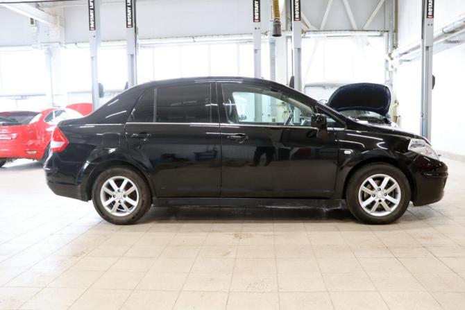 Nissan Tiida I Рестайлинг с пробегом 2010 года, цена 499 990 рублей, 259311 км, седан, Автокод Объявления