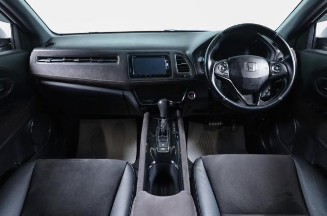 Honda Vezel I с пробегом 2017 года, цена 1 449 000 рублей, 66500 км, внедорожник, Автокод Объявления