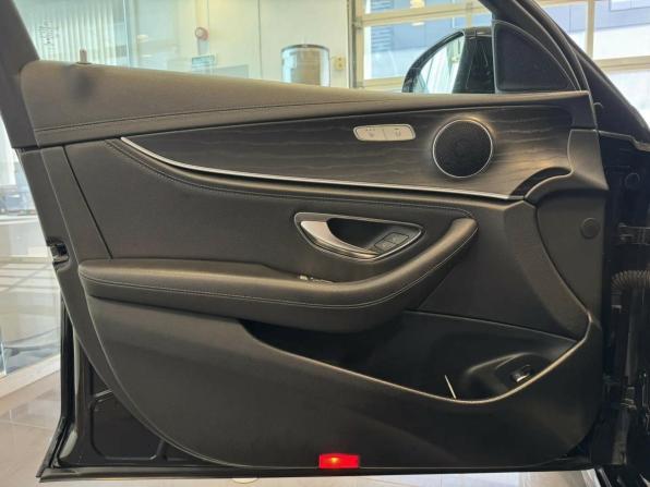 Mercedes-Benz E-Класс V (W213 S213 C238) с пробегом 2019 года, цена 3 370 000 рублей, 142241 км, седан, Автокод Объявления