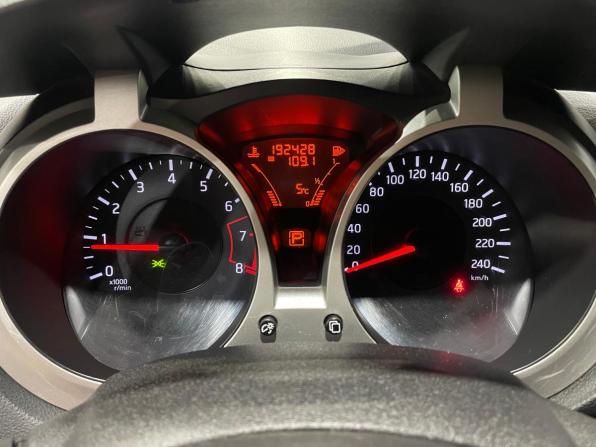 Nissan Juke I с пробегом 2012 года, цена 799 000 рублей, 192428 км, внедорожник, Автокод Объявления