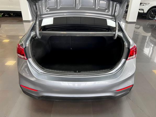 Hyundai Solaris II с пробегом 2018 года, цена 1 395 000 рублей, 143922 км, седан, Автокод Объявления